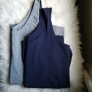 2 pk Maurices tanks.